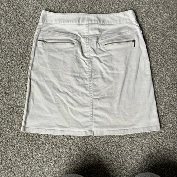 Ann Taylor Loft Stretch Mini Skirt Belt Zipper Pockets Sz 0 - Picture 2 of 5